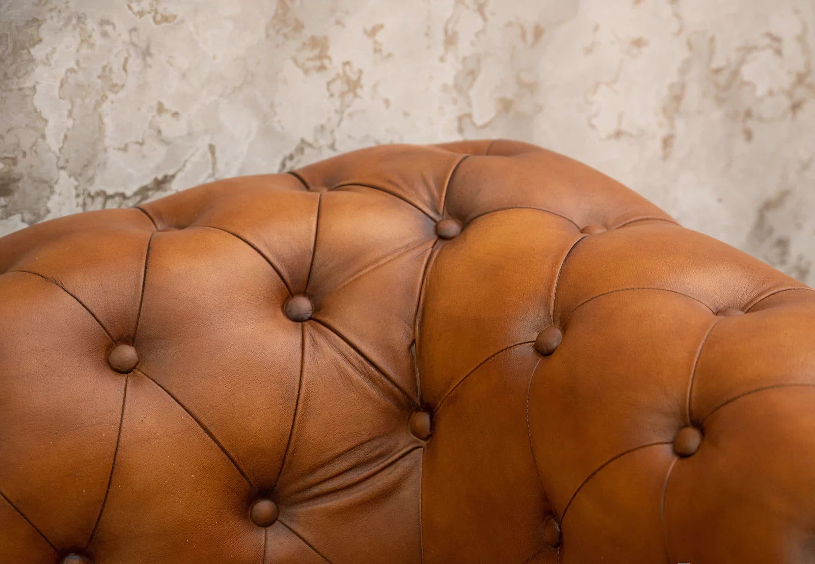 Craftshades Traditional Chesterfield 1 Seater (D-40 Foam)