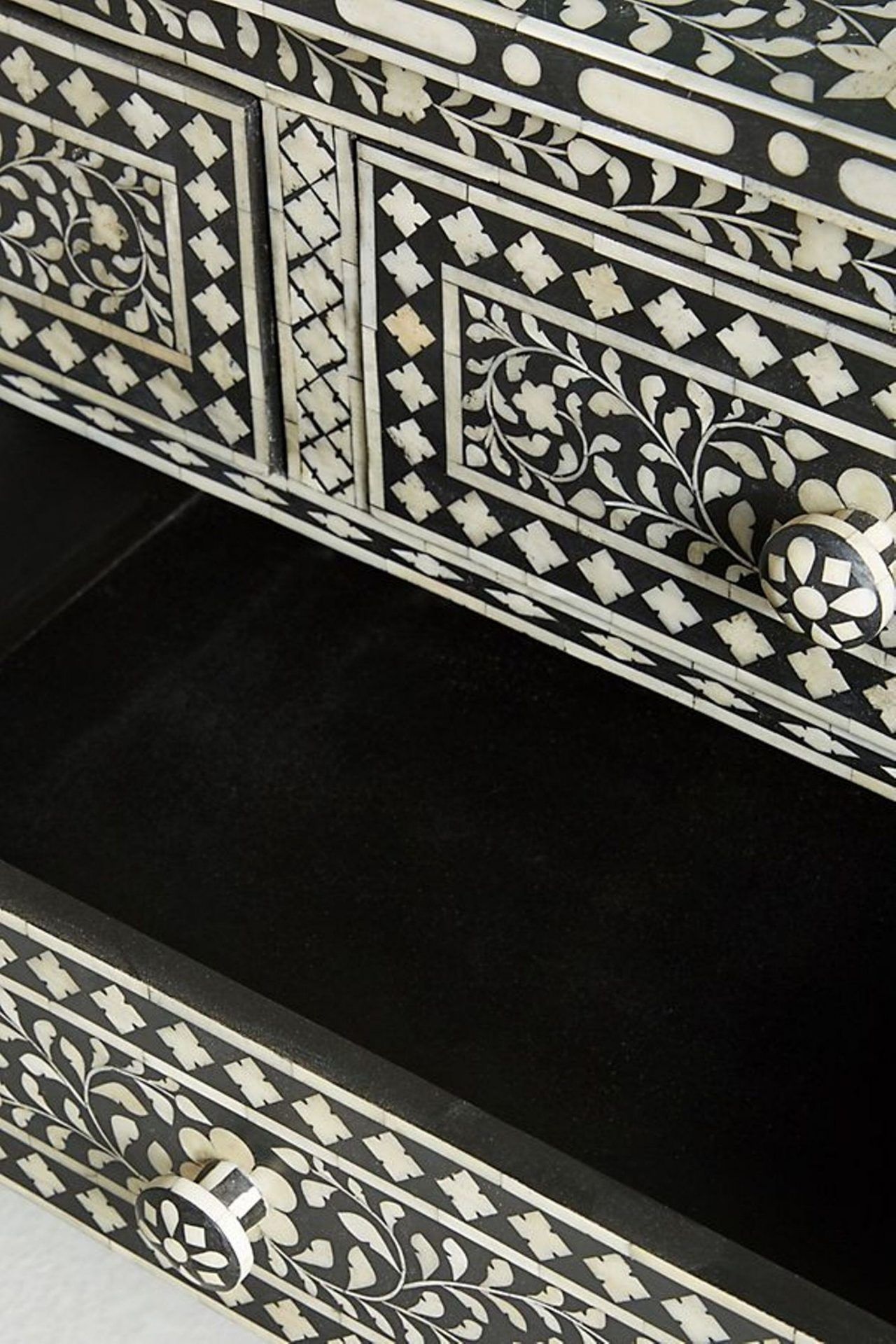Bone Inlay Chest of 7 Drawers Floral Design in Black Color