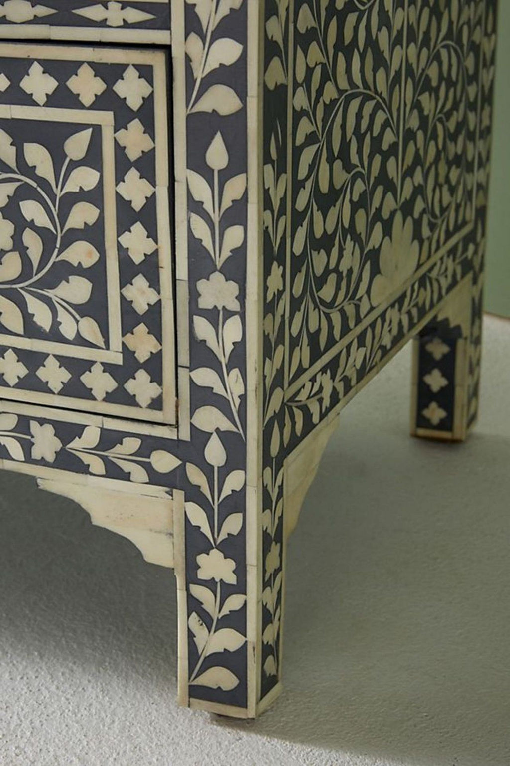 Bone Inlay Chest of 7 Drawers Floral Design in Grey Color