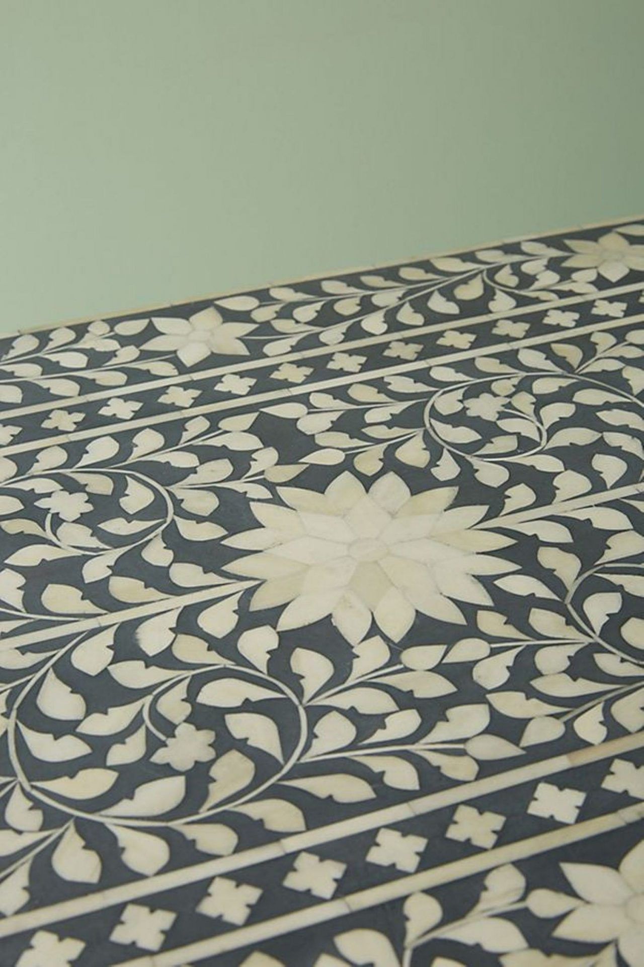 Bone Inlay Chest of 7 Drawers Floral Design in Grey Color
