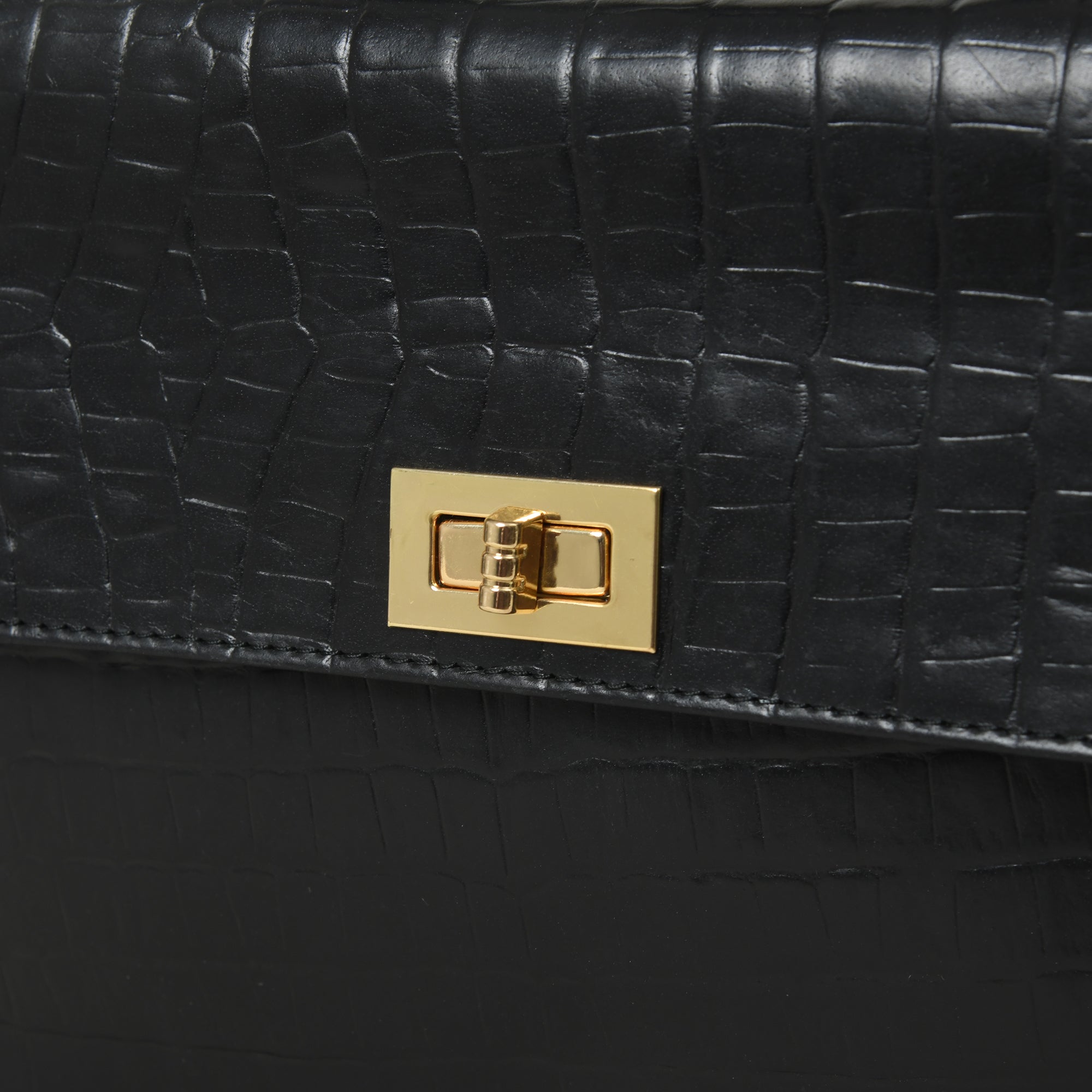 Craftshades – Handcrafted Unique Sling Buffalo Leather Bag for Women’s black