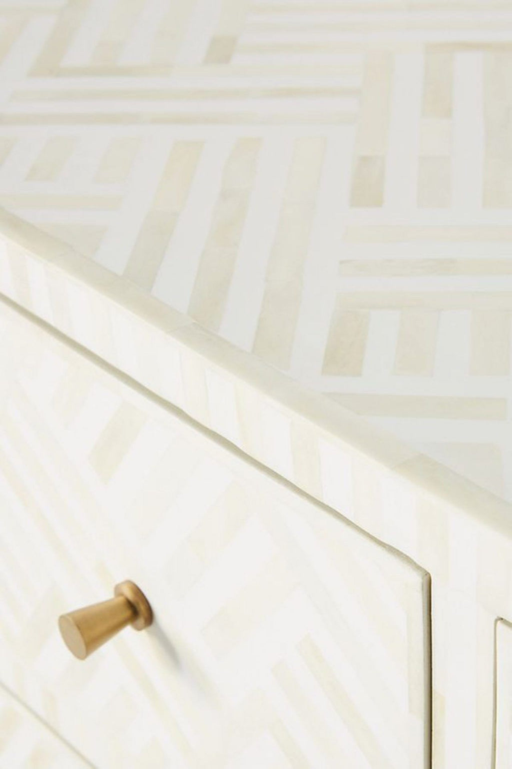 Bone Inlay Optical Inlay Chest of 9 Drawers in White