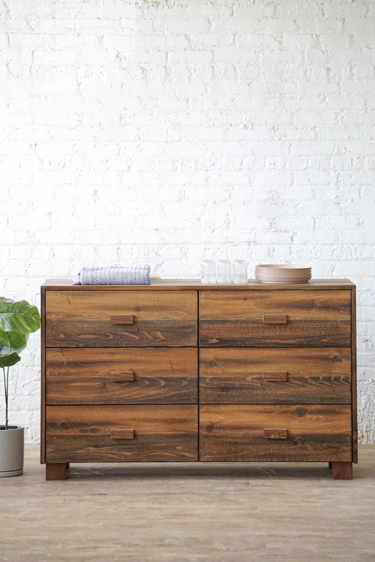 Craftshades Antique Wooden Six Drawer Dresser