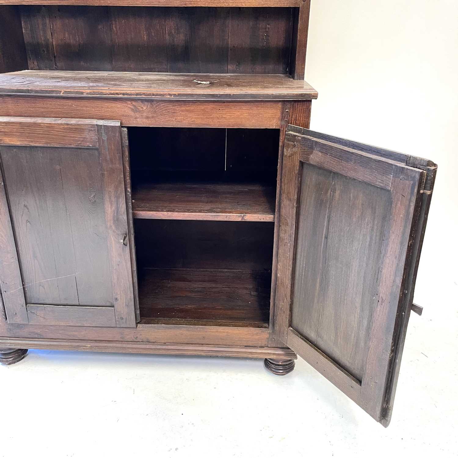 Craftshades Antique Wooden Kitchen Dresser