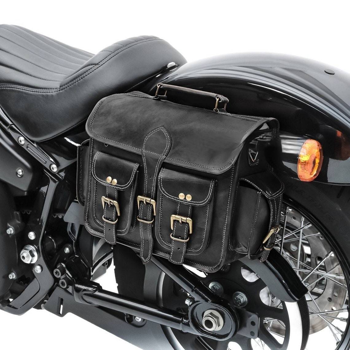Road Runner Black