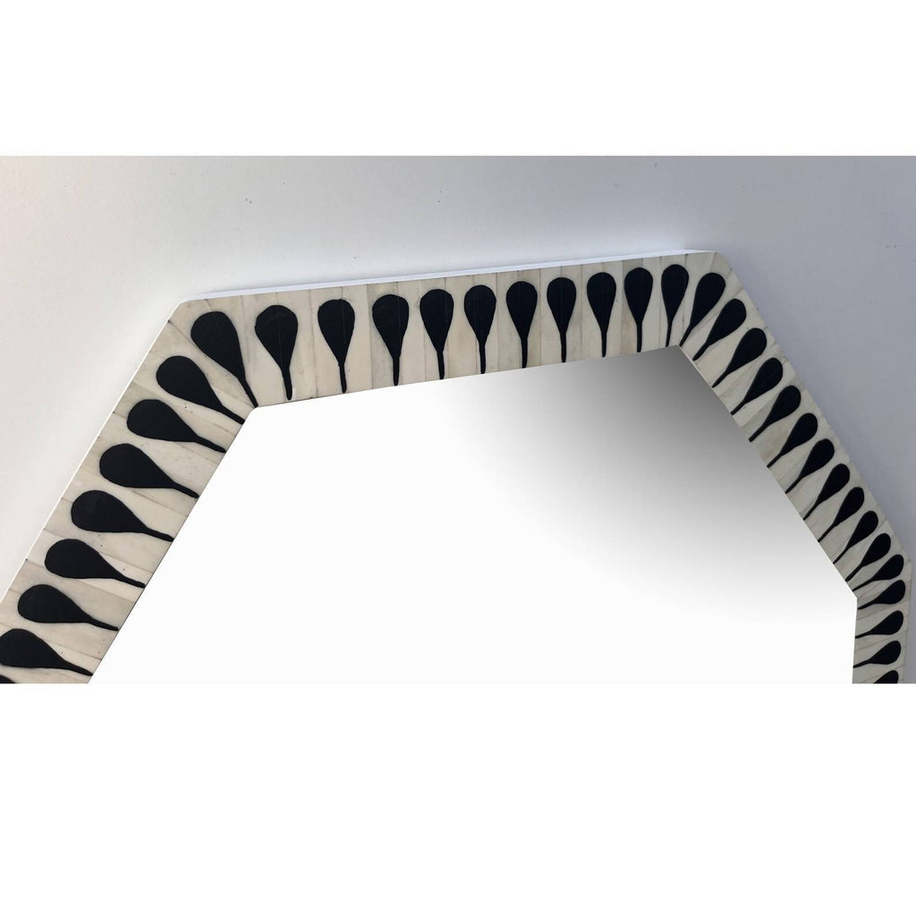 Handmade Bone Inlay Mirror Frame – Floral Design (White &amp; Black)