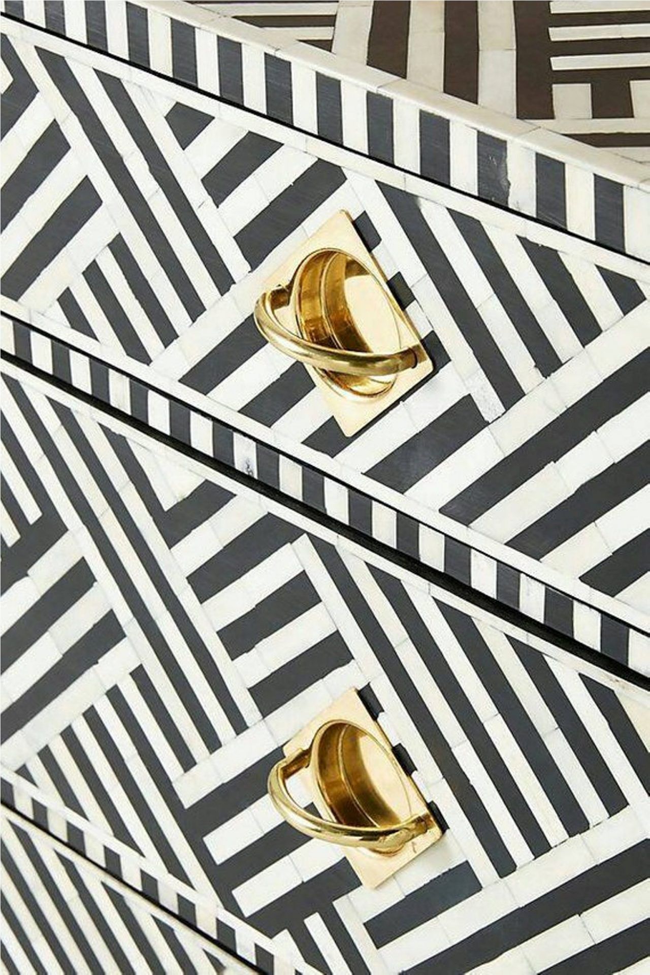 Bone Inlay Chest of 3 Drawers Stripe Line Design in Black Color