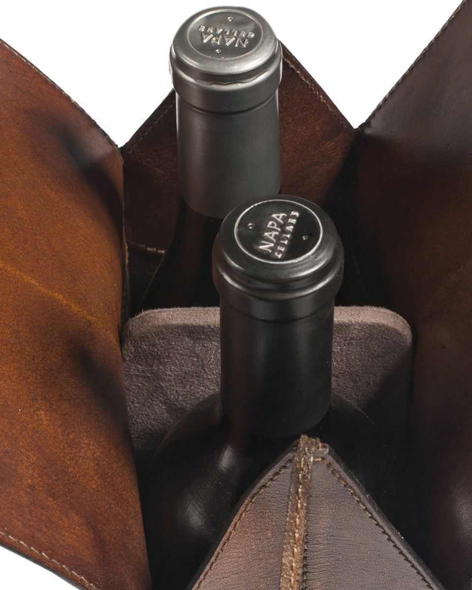 Wine Carrier. For two Bottles Leather one Wine Tote. Wine Holder. Engraved Wine Tote. Leather bottle holder