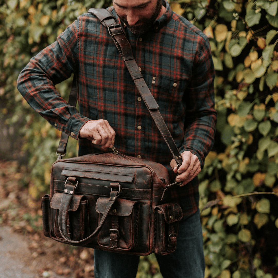 CRAFTSHADES ROOSEVELT BUFFALO LEATHER PILOT BAG - LARGE